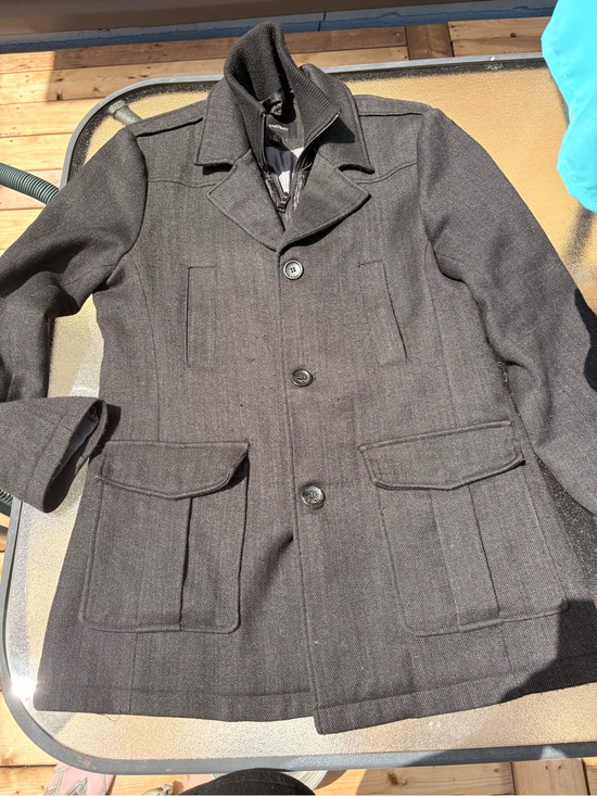 la chateau Other - la Chateau Men's Dark Gray Wool Blend Button-Front Coat. Size small fitted.
